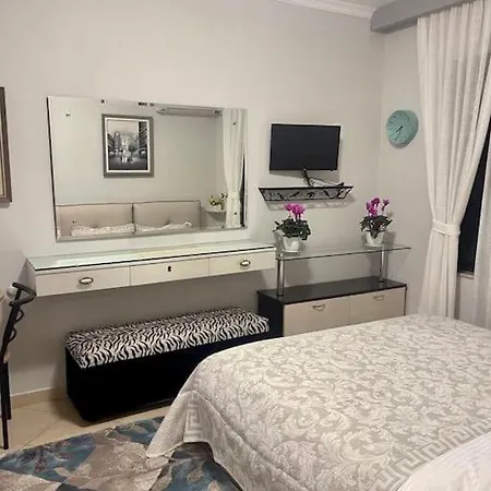 In Апартаменты *